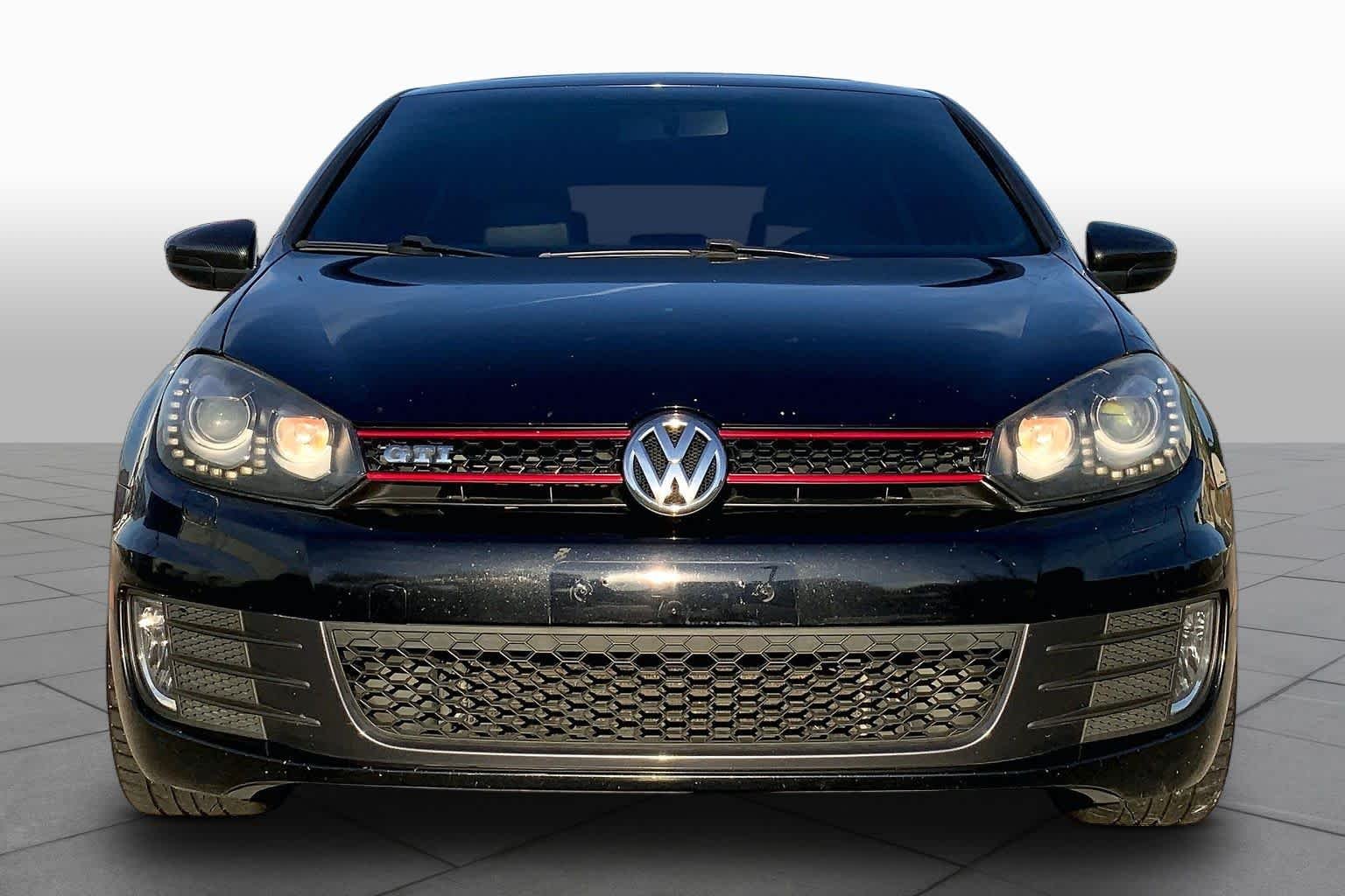 Used 2013 Deep Black Pearl Metallic Volkswagen Drivers Edition image 3