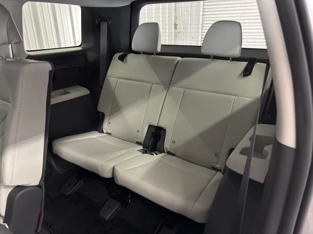 Used 2026 Silver Hyundai SEL image 13