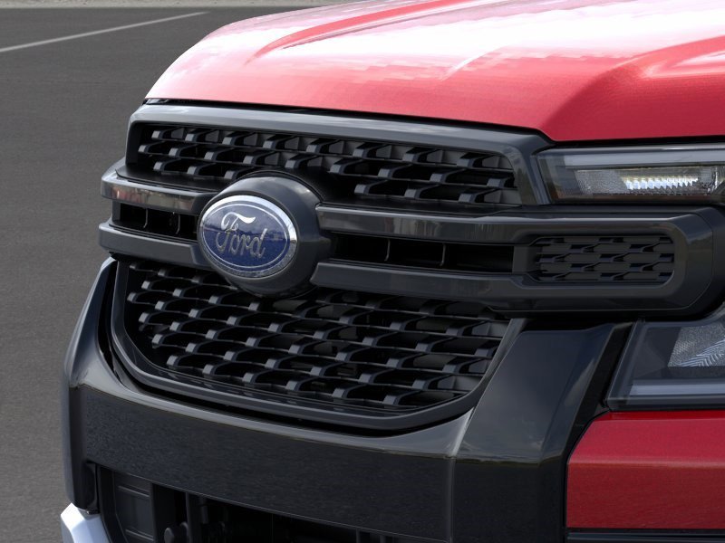 New 2025 Ruby Red Metallic Tinted Clearcoat Ford XLT image 17