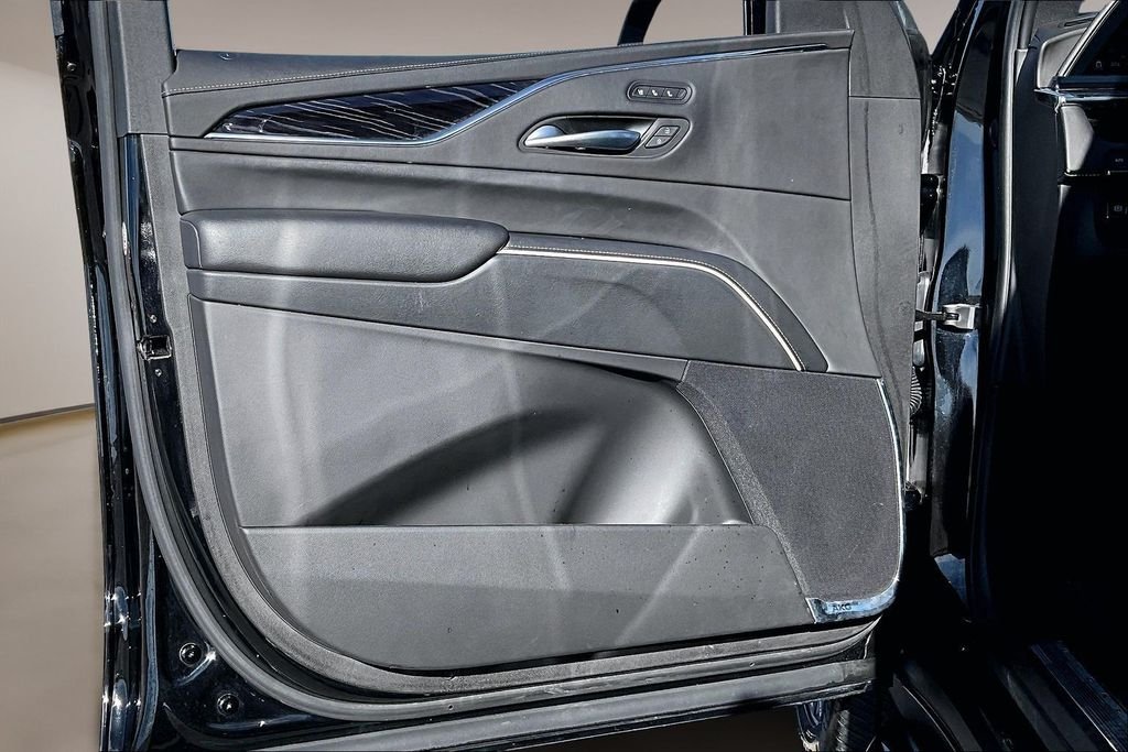 2023 Cadillac Escalade ESV Sport - Photo 18