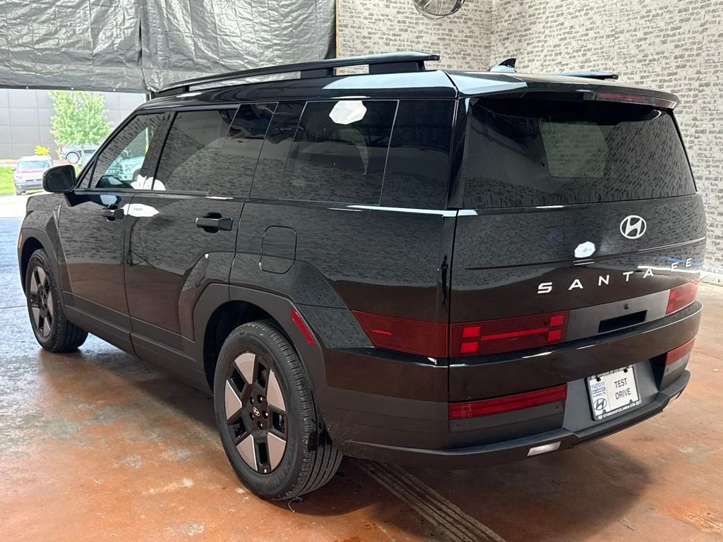 New 2026 Phantom Black Hyundai SEL image 5