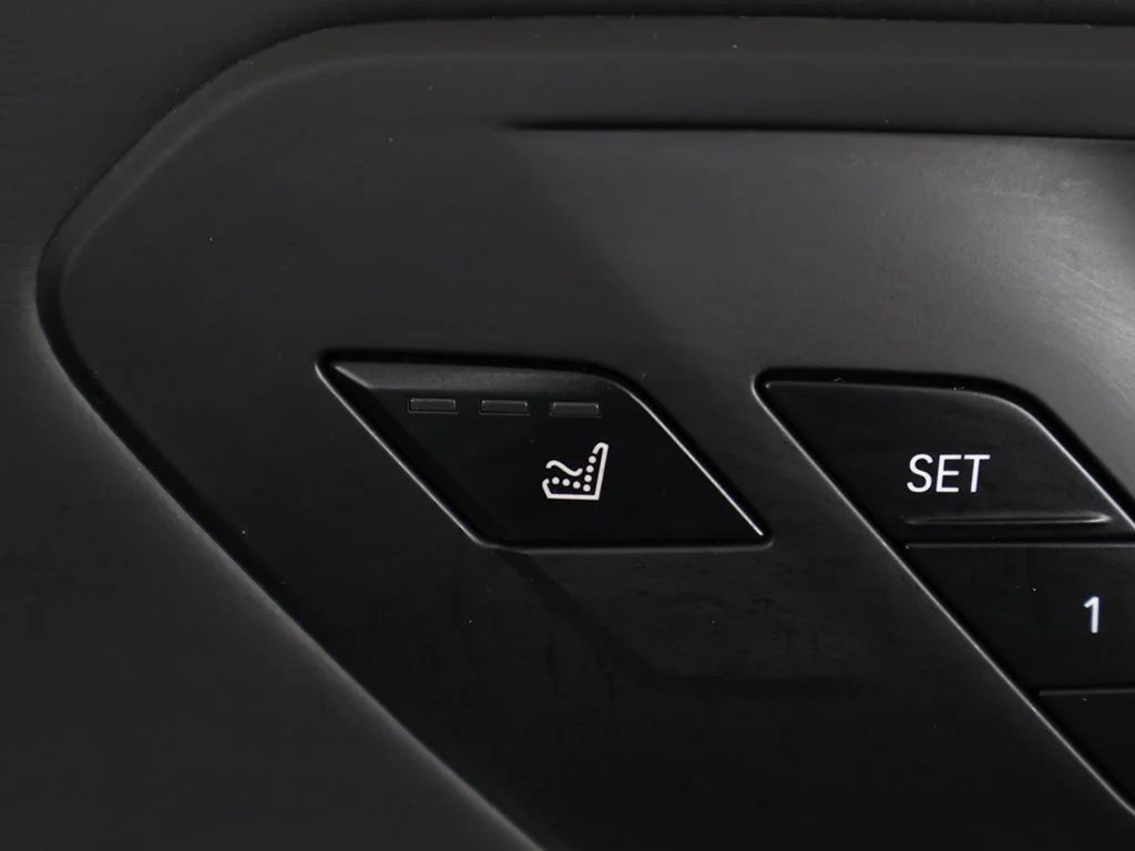 Used 2023 Alpine White BMW Base image 49