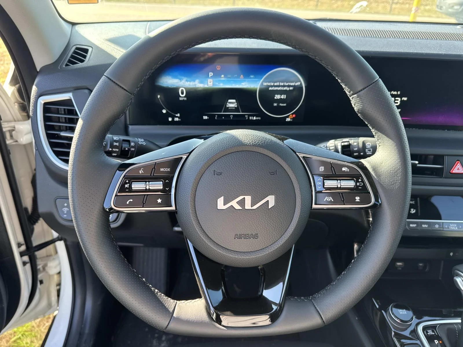 2025 Kia Seltos SX - Photo 10