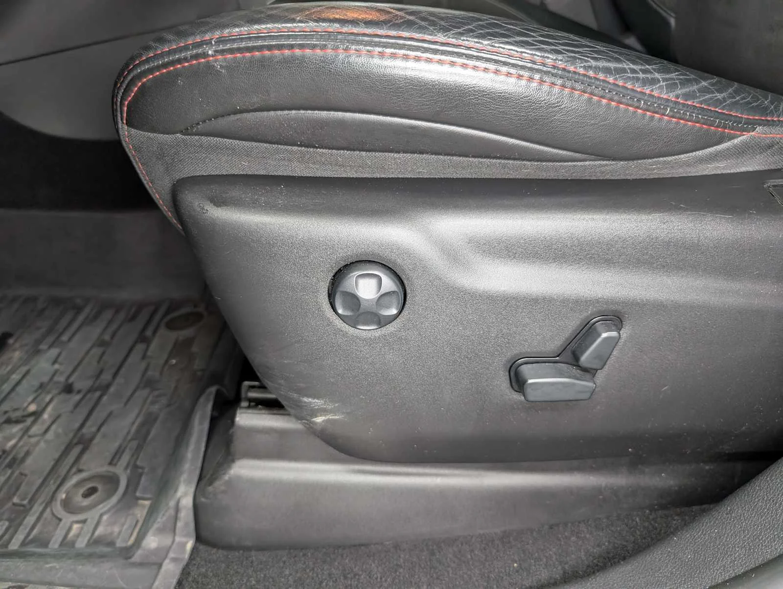 Used 2019 Granite Crystal Metallic Clearcoat Jeep Trailhawk image 39