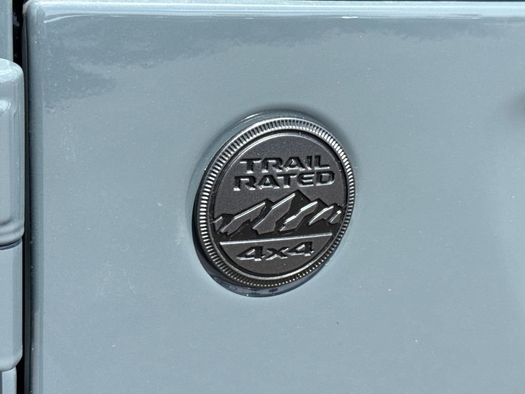 New 2026 Anvil Clear-Coat Exterior Paint Jeep Sport S image 9