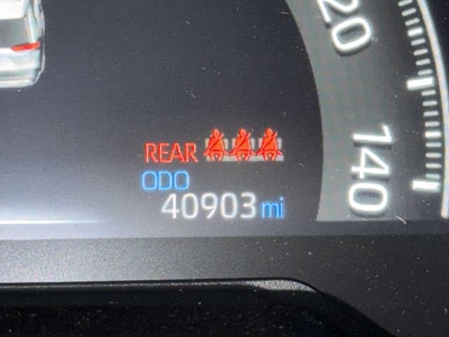 Used 2023 Ice Toyota LE image 18