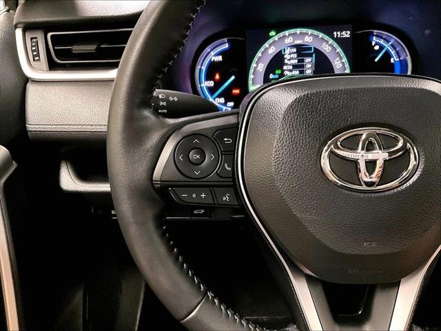 Certified Used 2025 MAGNETIC GRAY MET. Toyota  image 23
