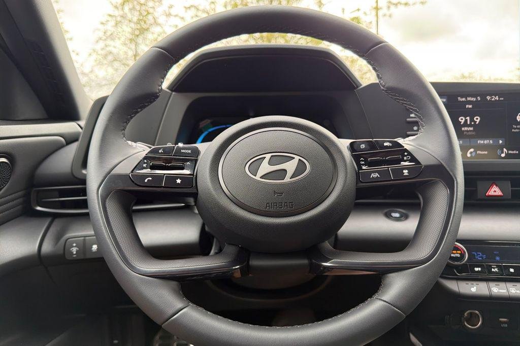 New 2026 Gray Hyundai SEL Sport Premium image 20