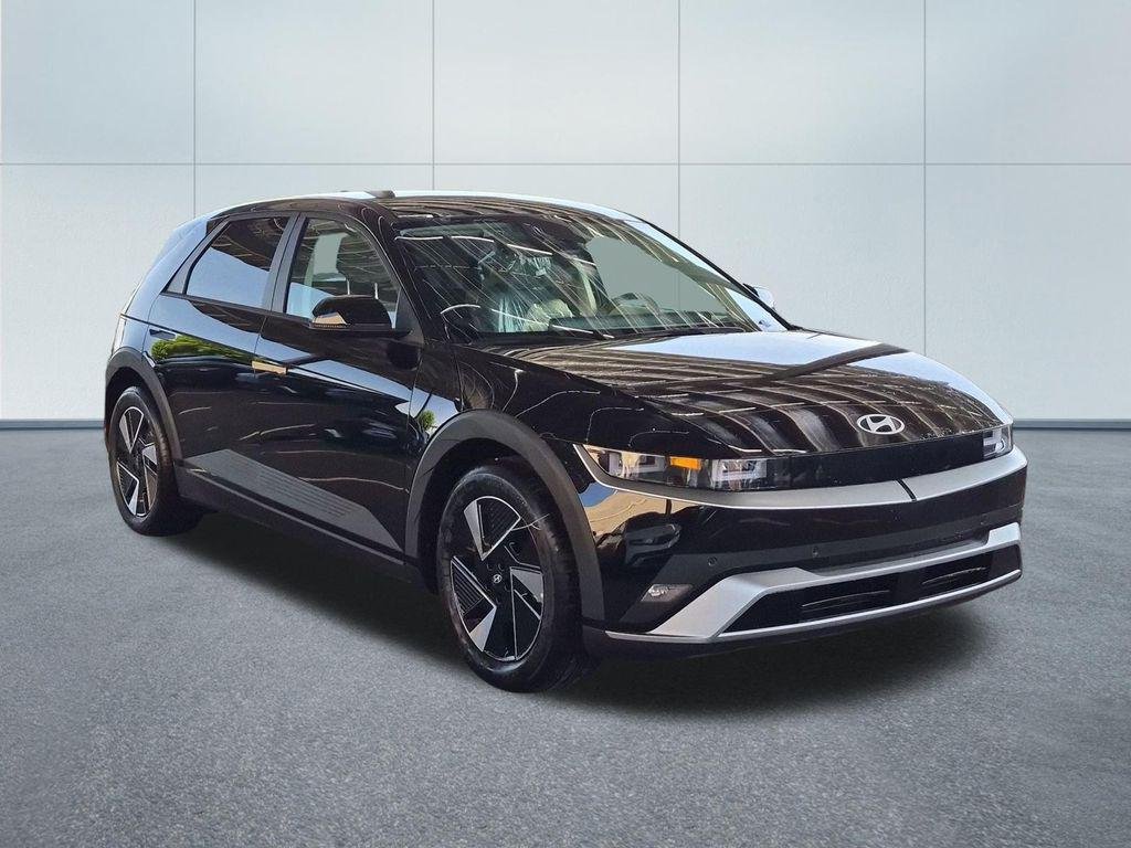 New 2026 Black Hyundai SEL image 8