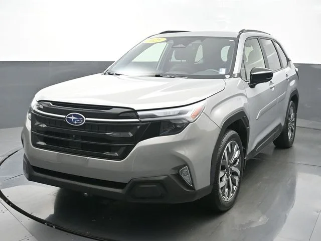 Used 2025 Beige Subaru Touring image 1