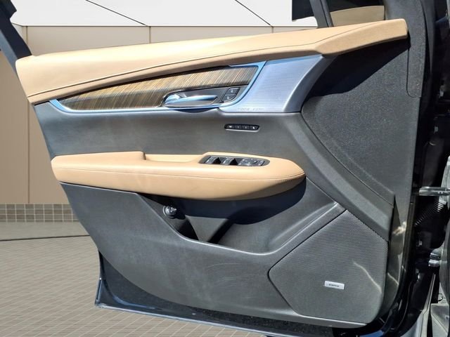 Used 2020 Black Cadillac Sport image 26