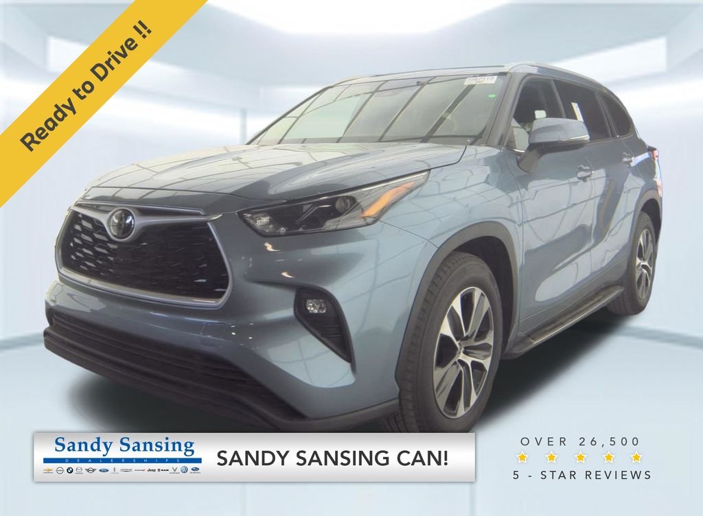 2022 Toyota Highlander XLE 4x2 V6's photo