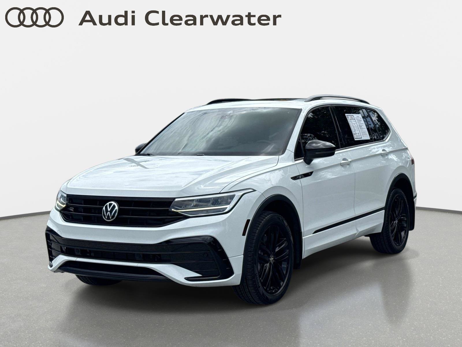Used 2022 Pure White Volkswagen SE R-Line Black image 1