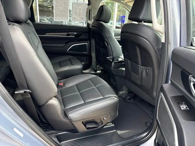 Certified Used 2021 Silver Kia EX image 24