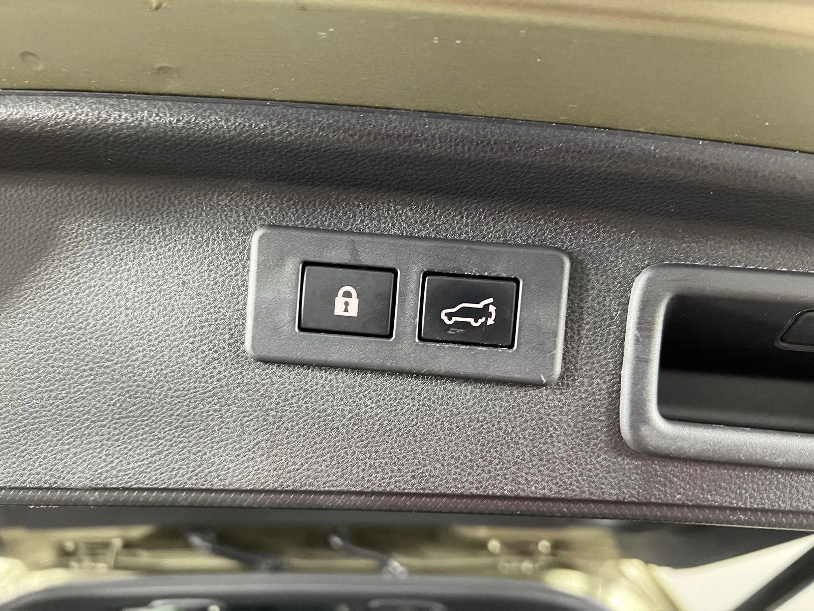 Used 2022  Subaru Wilderness image 25