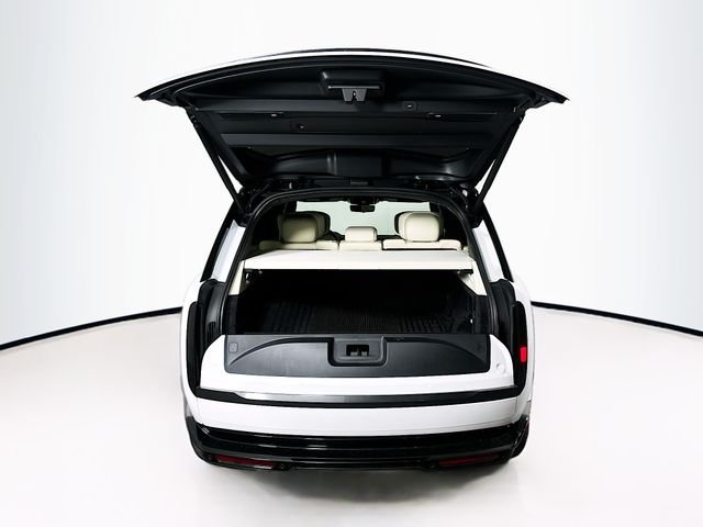 Certified Used 2025 Fuji White Land Rover Autobiography image 6
