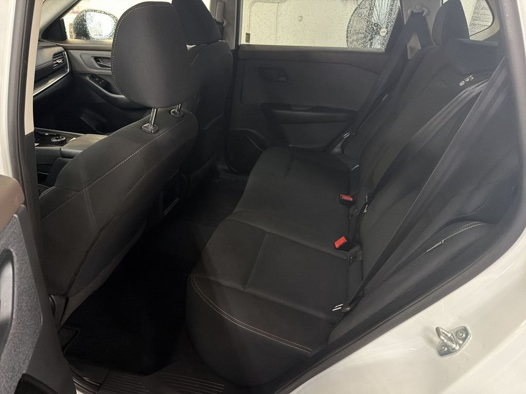 Used 2023 White Nissan S image 21