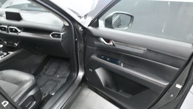 Used 2017 Gray Mazda Grand Touring image 19