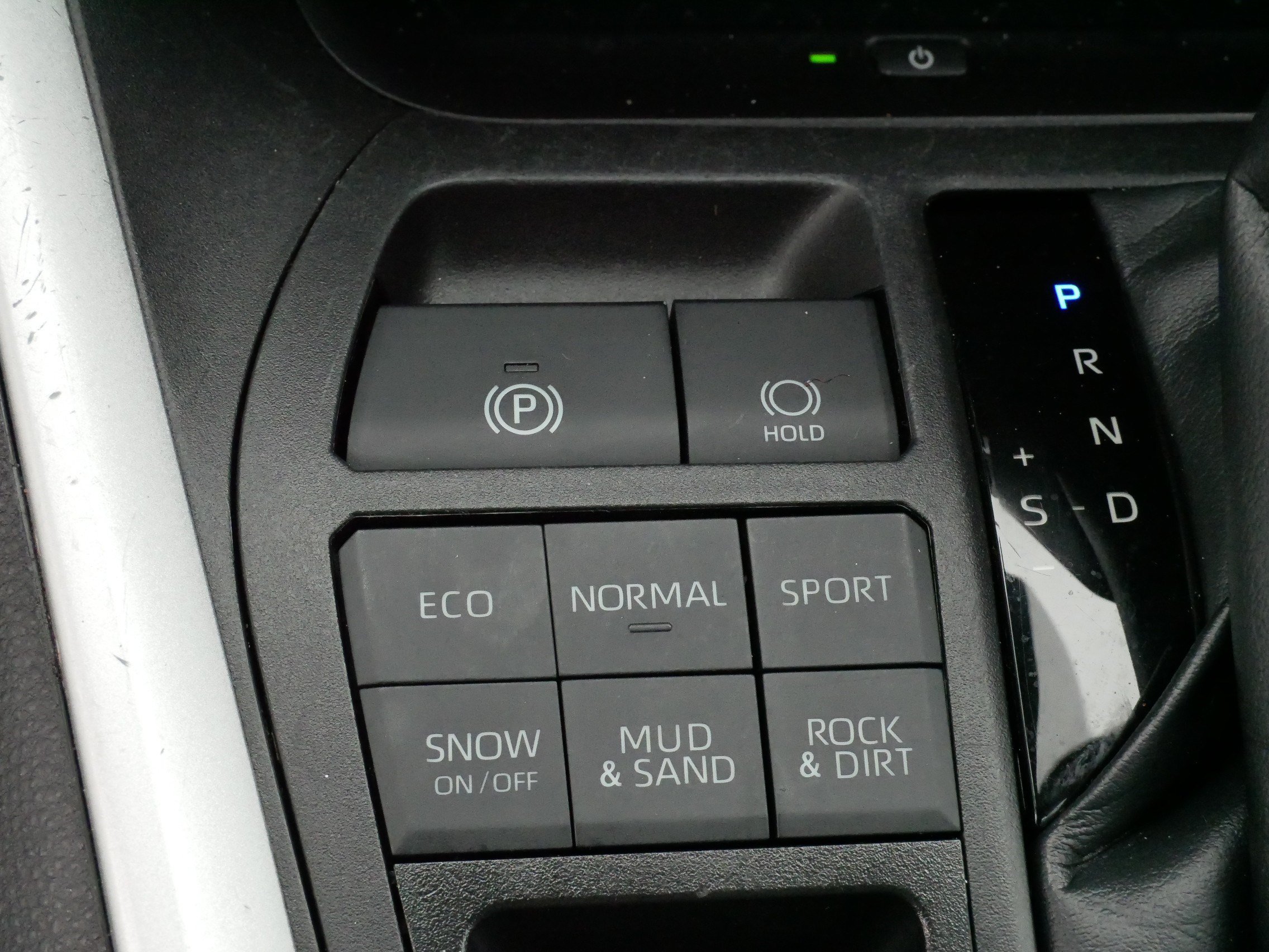 Certified Used 2023 MIDNIGHT BLACK METAL Toyota XLE Premium image 28