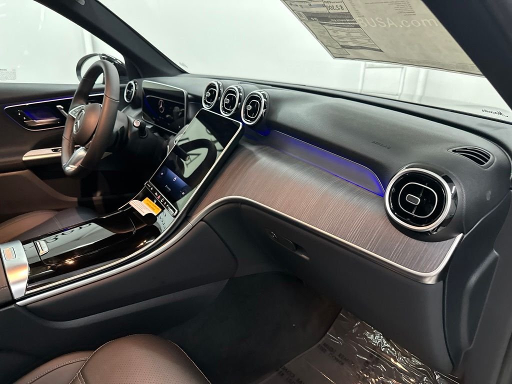 New 2026 Black Mercedes-Benz GLC 300 image 26