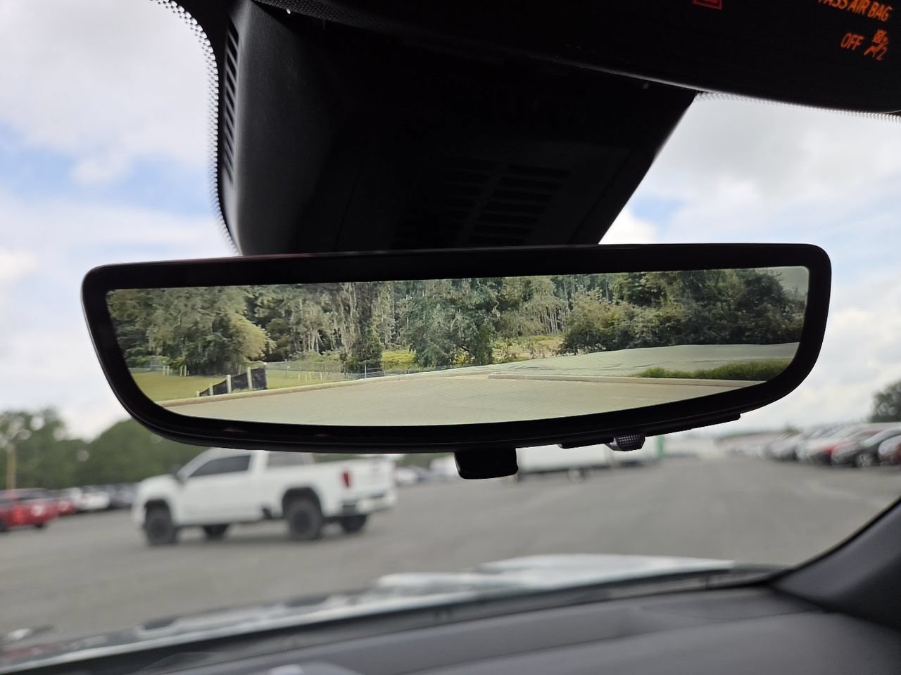 2026 GMC Terrain AT4 - Photo 9