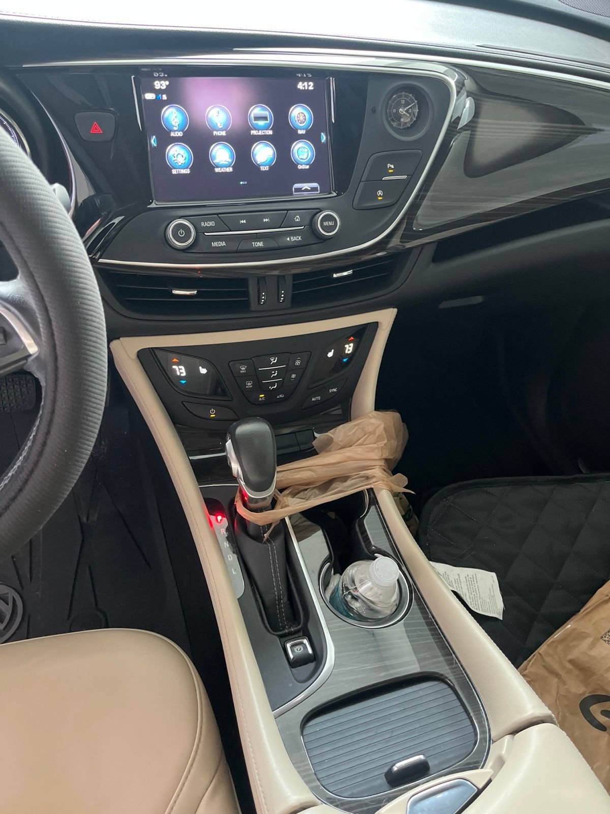 Used 2020 SUMMIT WHITE Buick Essence image 20