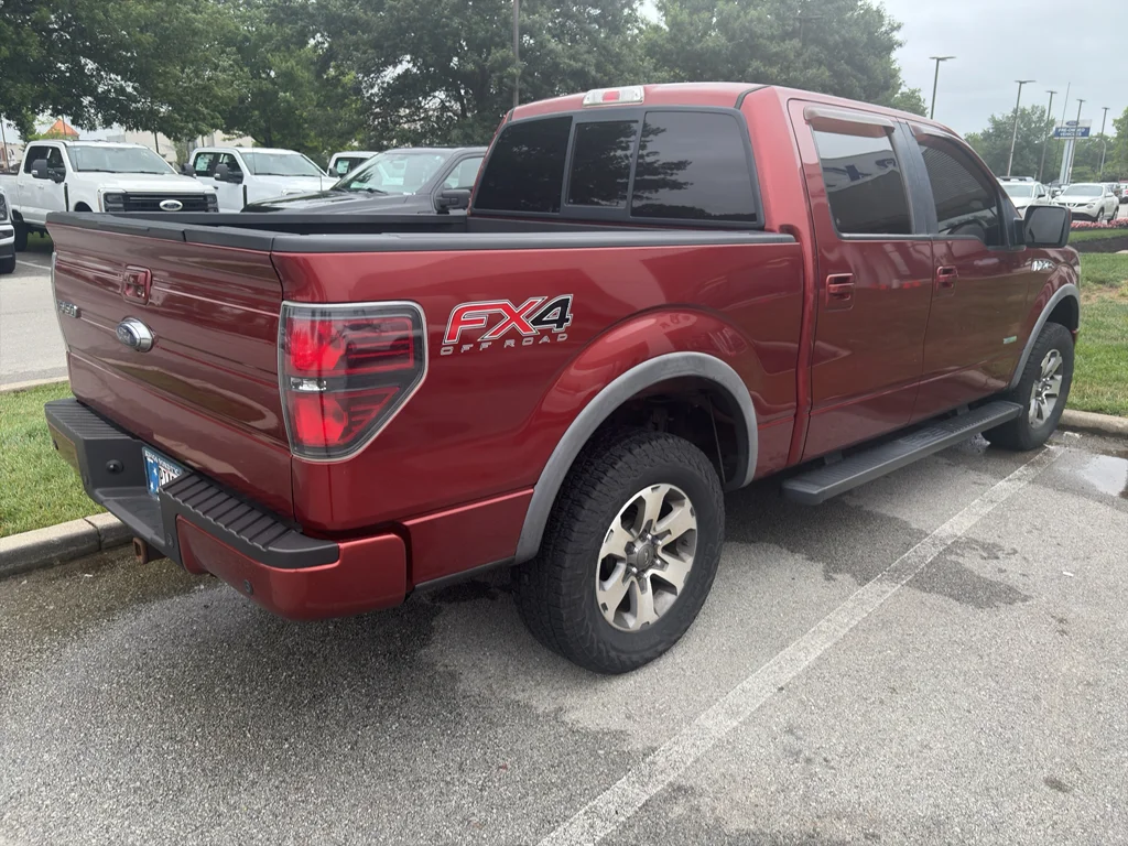 Used 2014  Ford FX4 image 4