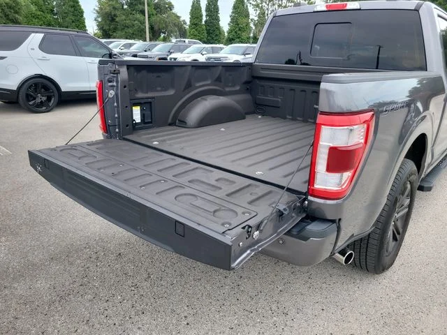Used 2022 Gray Ford Lariat image 10