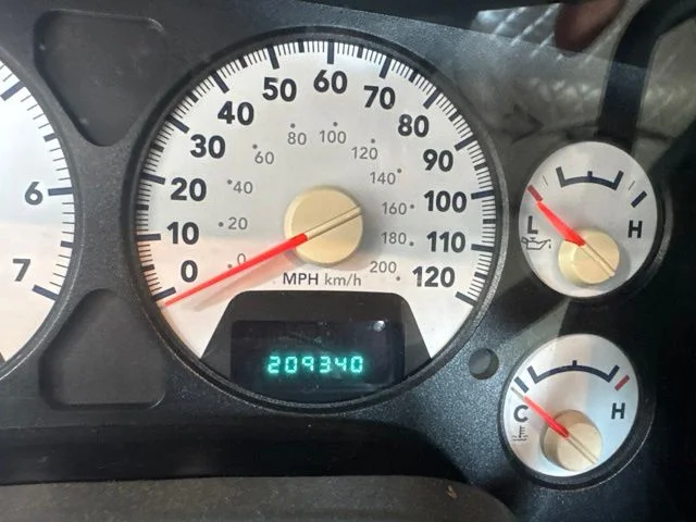Used 2008 Black Dodge SLT image 14