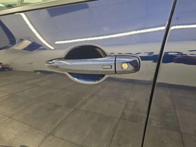 Used 2025 Deep Ocean Blue Nissan SV image 19