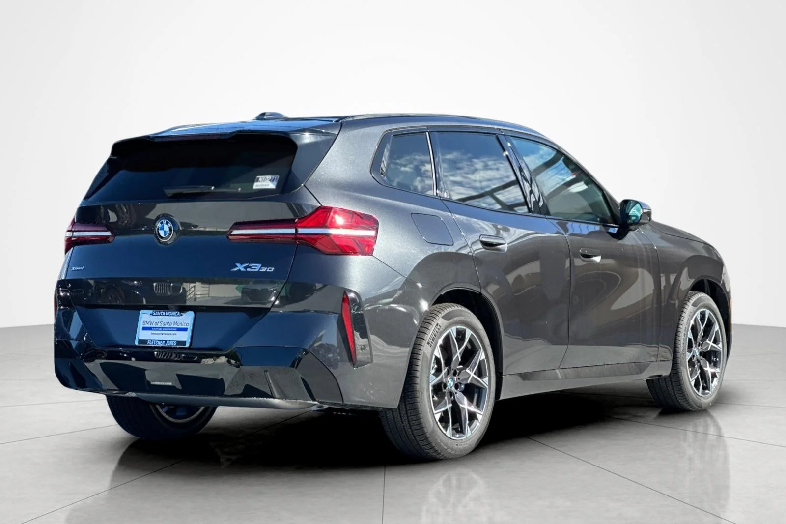 New 2026 Dark Graphite Metallic BMW 30 xDrive image 5