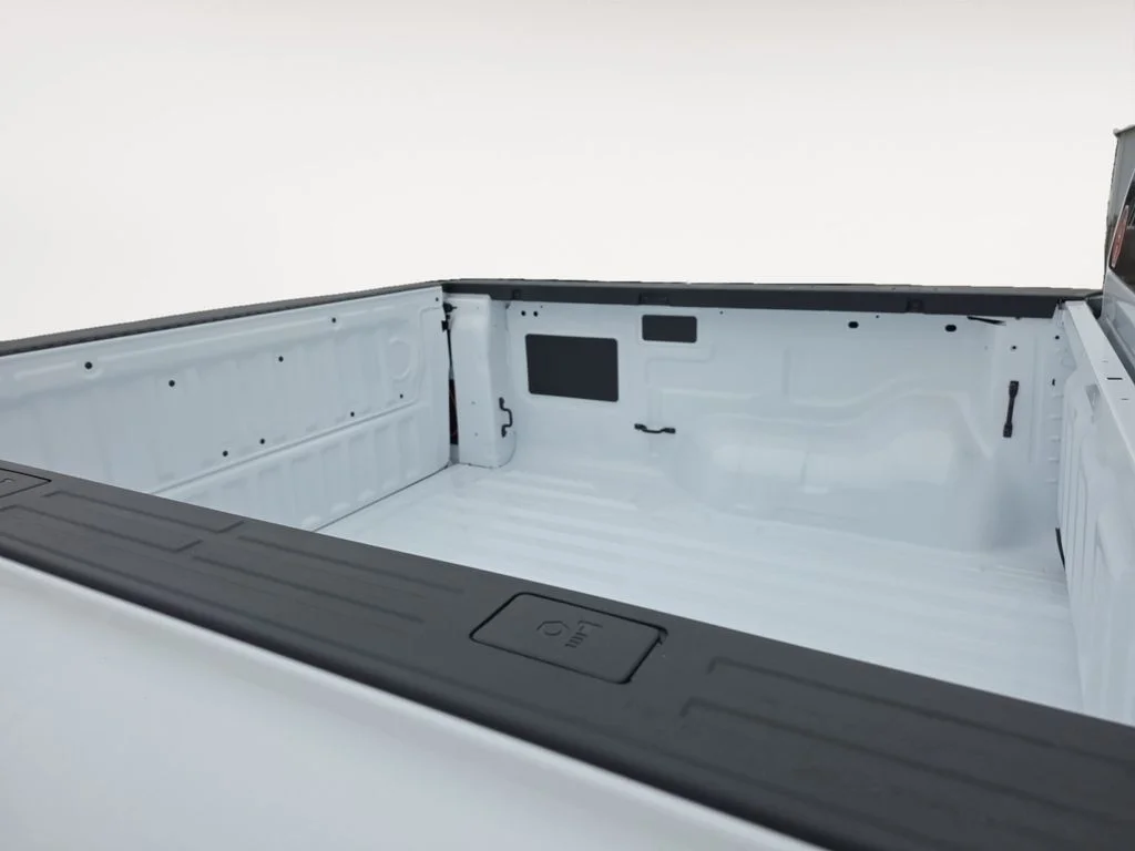 New 2026 OXFORD WHITE Ford XLT image 12