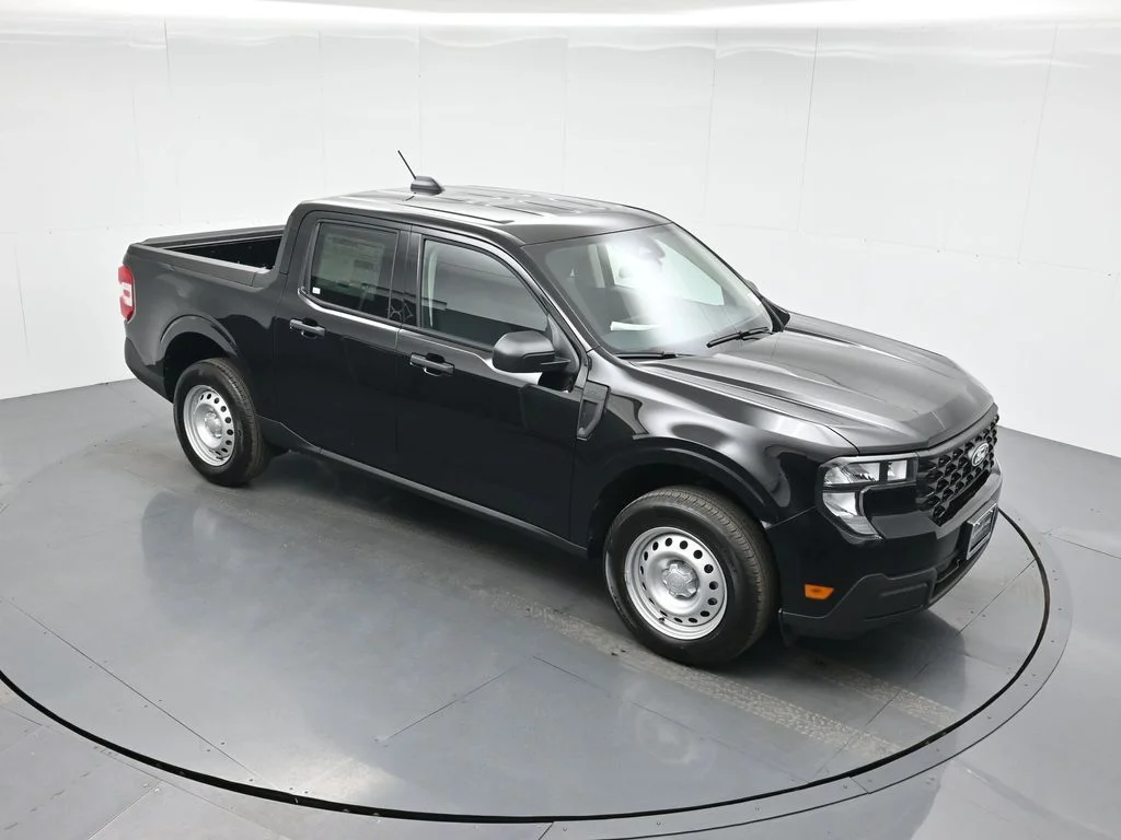 Used 2025 Black Ford XL image 37