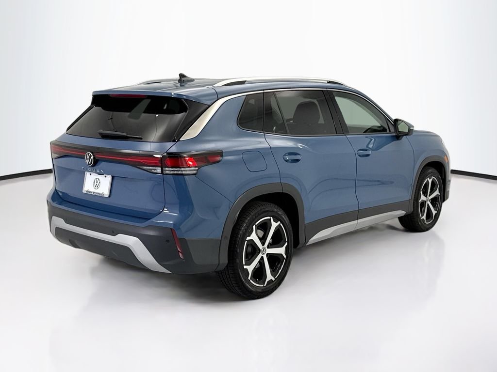 New 2026 Monterey Blue Pearl Volkswagen SE image 5