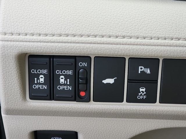 2026 Honda Odyssey Touring - Photo 22