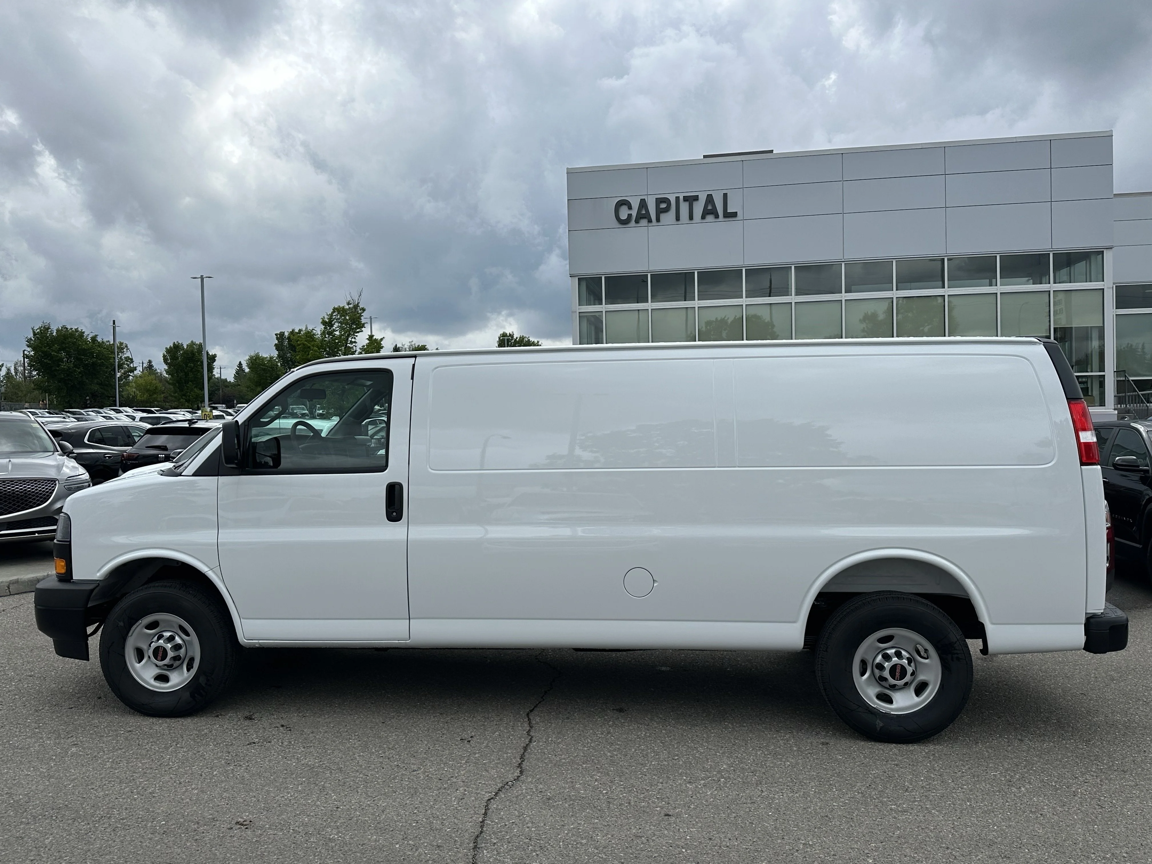 New 2026 Summit White GMC RWD 3500 155 image 3