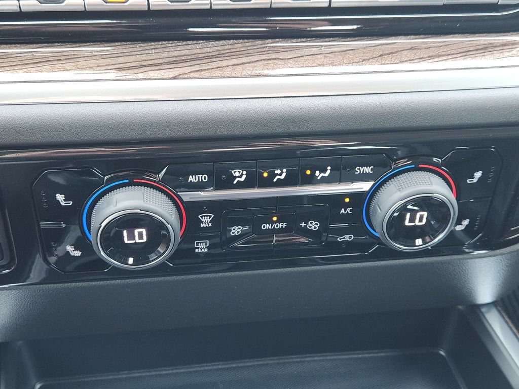2026 Chevrolet Silverado 1500 RST - Photo 10