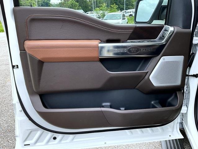 New 2026 Star White Metallic Tri-Coat Ford King Ranch image 38