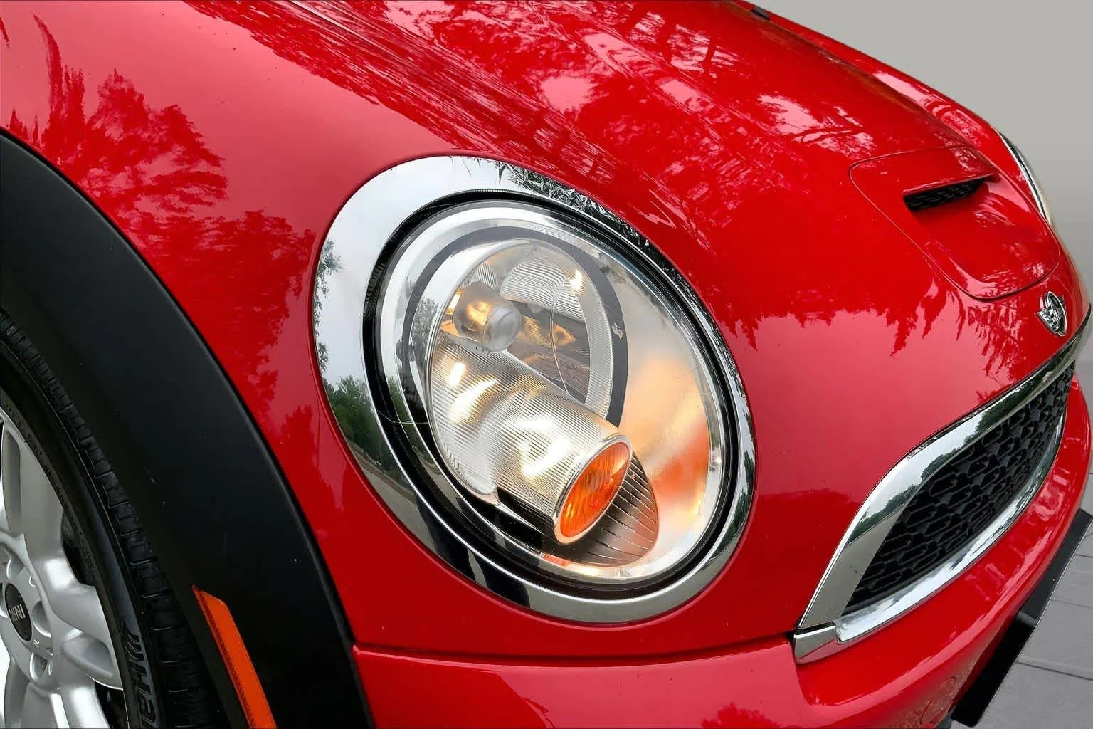 Used 2015 RED MINI S image 26