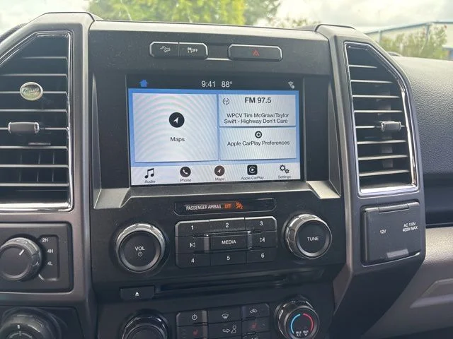 Used 2017 Black Ford XLT image 12