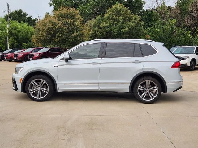Used 2019 White Volkswagen 2.0T SEL R-Line image 4