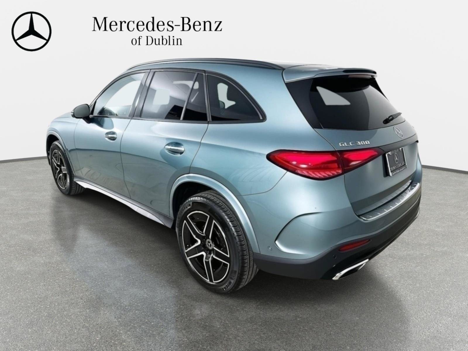 Used 2026 Silver Metallic Mercedes-Benz GLC 300 image 5