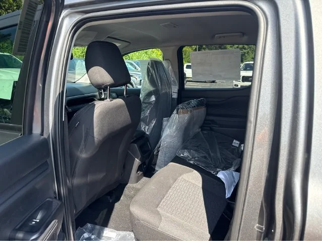 New 2026 Carbonized Gray Metallic Ford XLT image 11