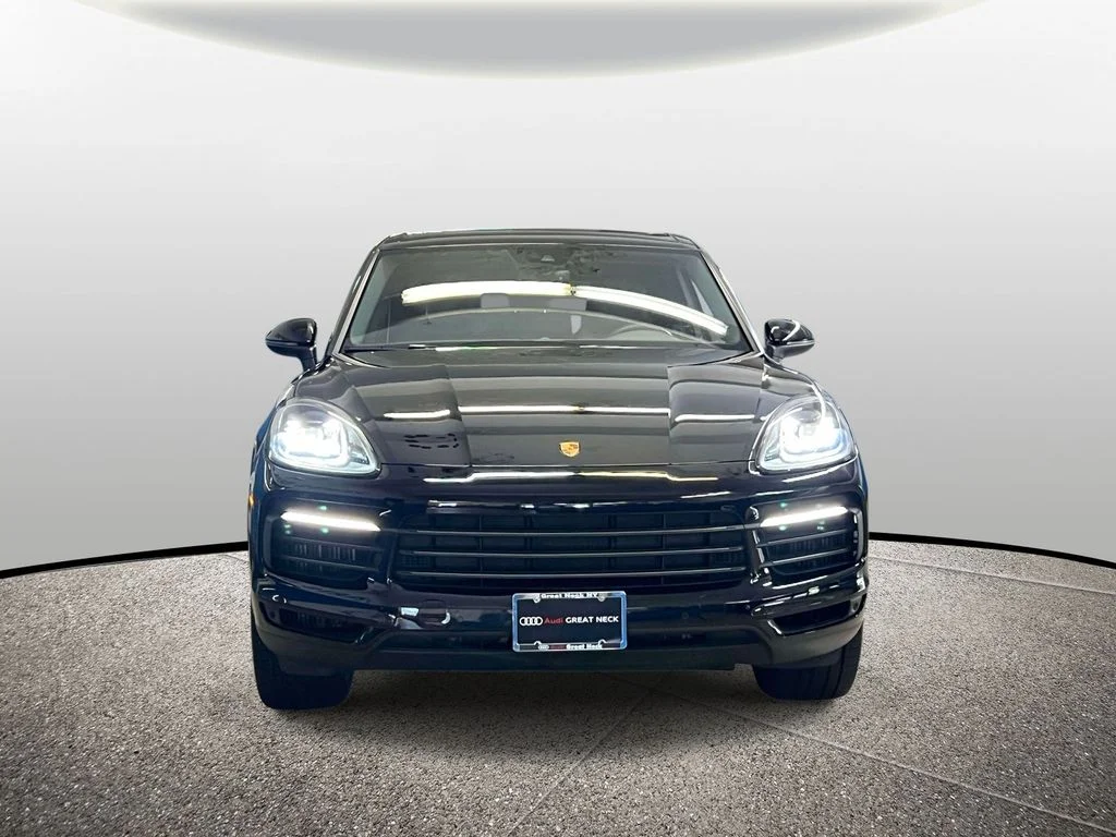 Used 2023 Black Porsche Platinum Edition image 17