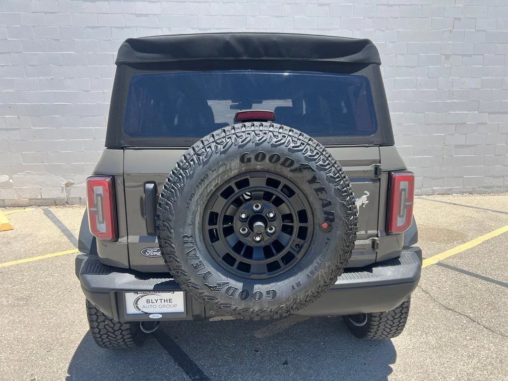 New 2026 Marsh Gray Ford Badlands® image 4