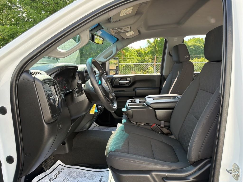 2021 Chevrolet Silverado 2500HD Custom - Photo 21
