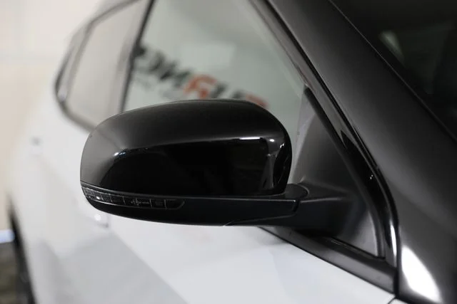 New 2026 Bright White Clear-Coat Exterior Paint Jeep Trailhawk image 33