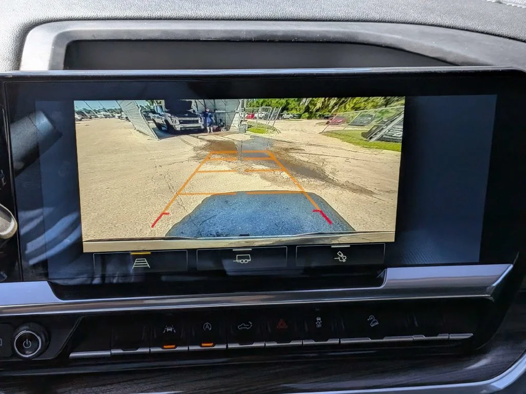 Used 2025 Gray Chevrolet LT image 25