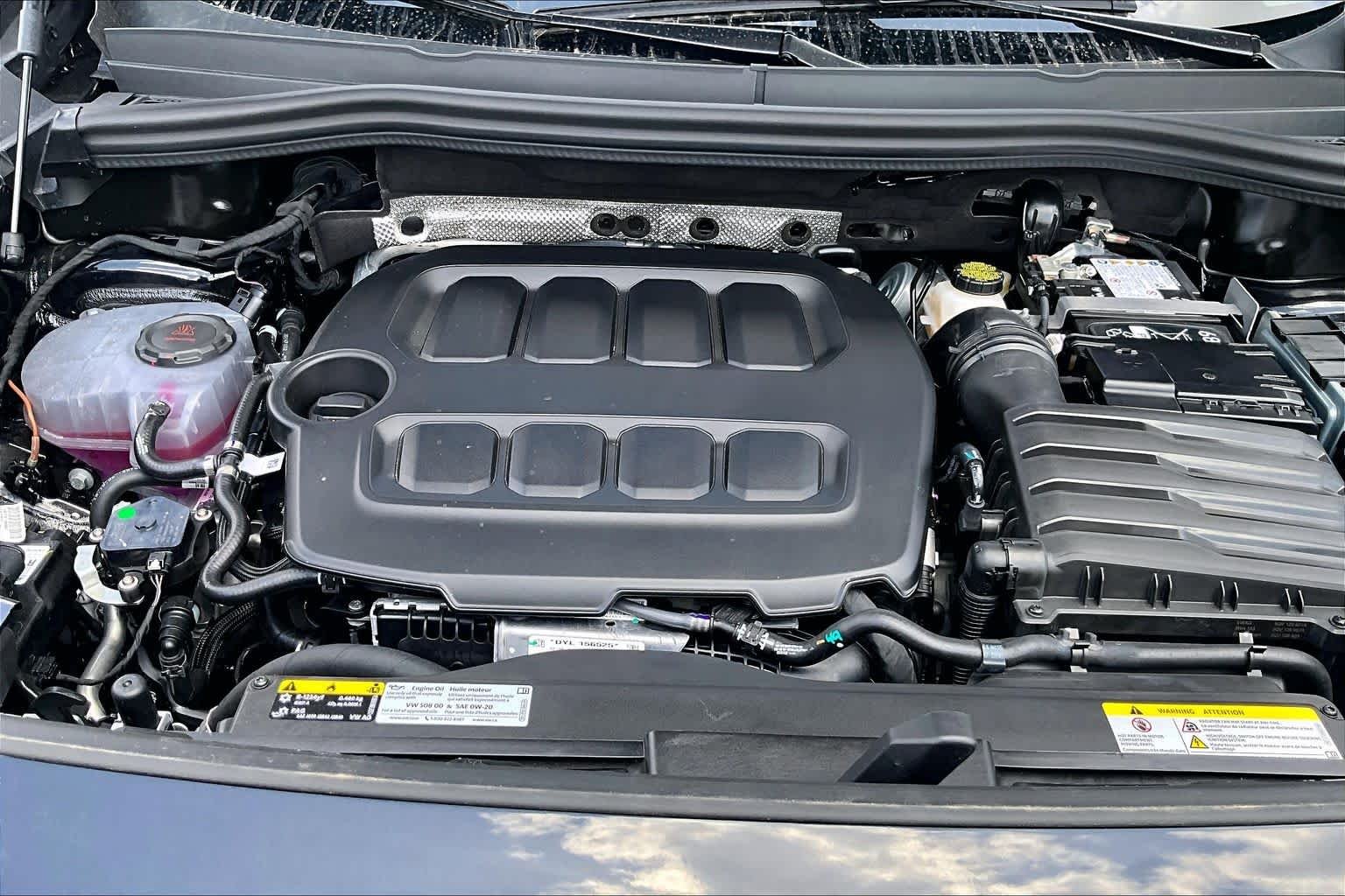 New 2026 Deep Black Pearl Volkswagen 2.0T SE image 16