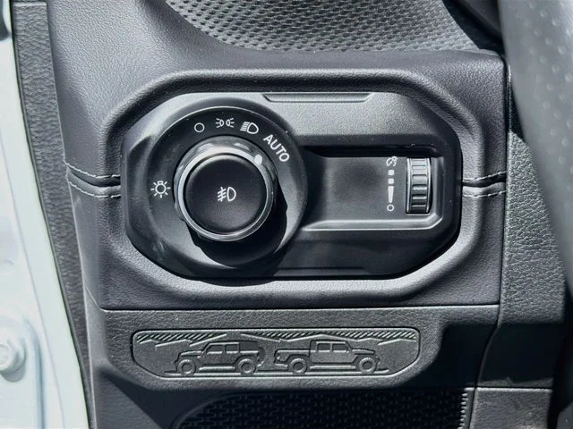 Used 2025 White Jeep Rubicon 392 image 11